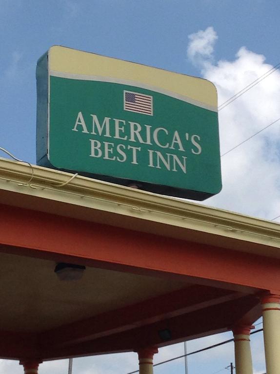 America'S Best Inn Montgomery Exteriér fotografie